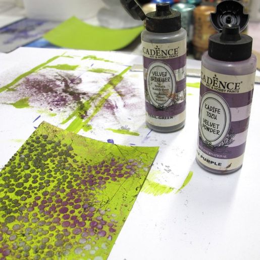 Sametový pudr Cadence Shimmery Velvet Powder, jemně třpytivý - VYBERTE ODSTÍN