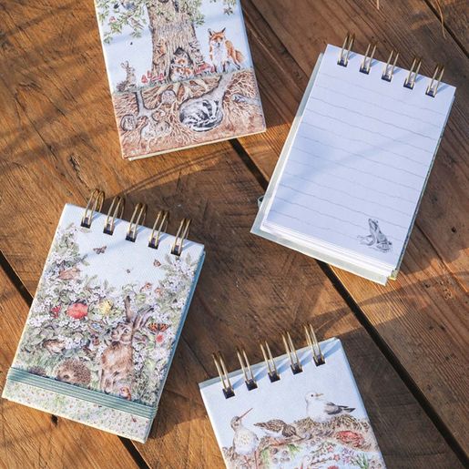 Kroužkový blok Wrendale Designs "Riverbank", B7, 50 l., čistý a linkovaný - U řeky