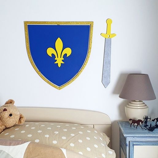 Dřevěný výřez k dekoraci Gomille, 38x38 cm - Štít