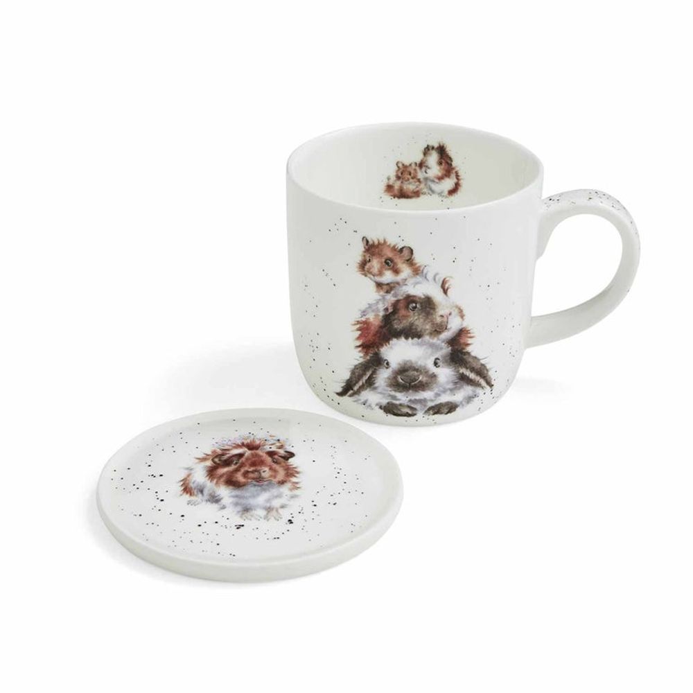 Royal Worcester Porcelánový hrnek s podšálkem Wrendale Designs "Piggy in the Middle", 0,31 l - Morče