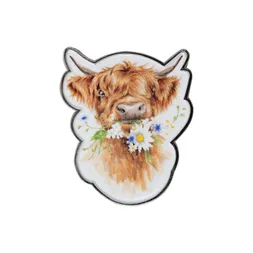 Kovová brož Wrendale Designs "Daisy Coo" - Kráva
