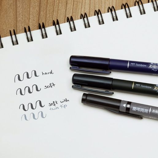 Štětcový fix Tombow Fudenosuke, měkký hrot - černý