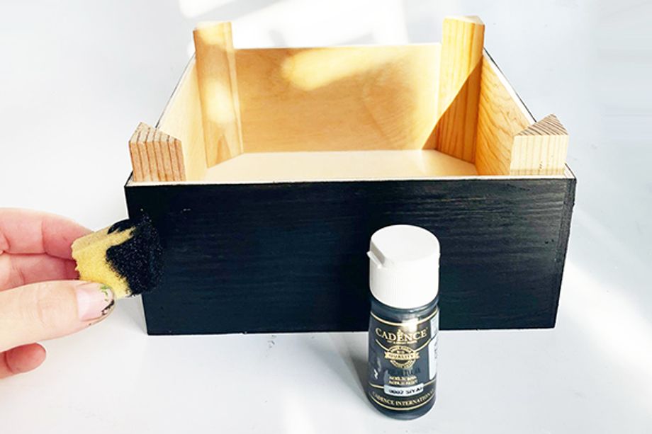 Dřevěná krabička s domečky