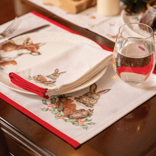 Látkové ubrousky Wrendale Designs "Winter Woodland", 4 ks - Vánoční zvířátka
