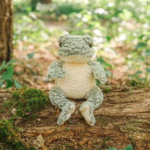 Plyšová hračka Wrendale Designs "Frog Elliott" - Žába, mládě