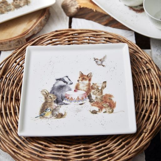 Porcelánový dezertní talíř Wrendale Designs "Woodland Party" - Lesní zvířata